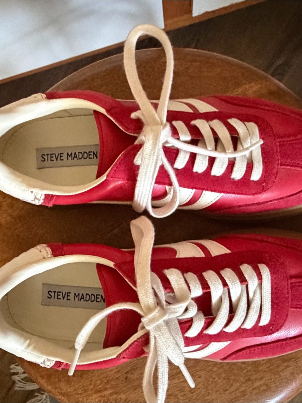 Steve Madden Women’s Red and White Low-Top Sneakers
